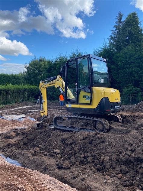 mini digger and driver leicester|digger hire leicester area.